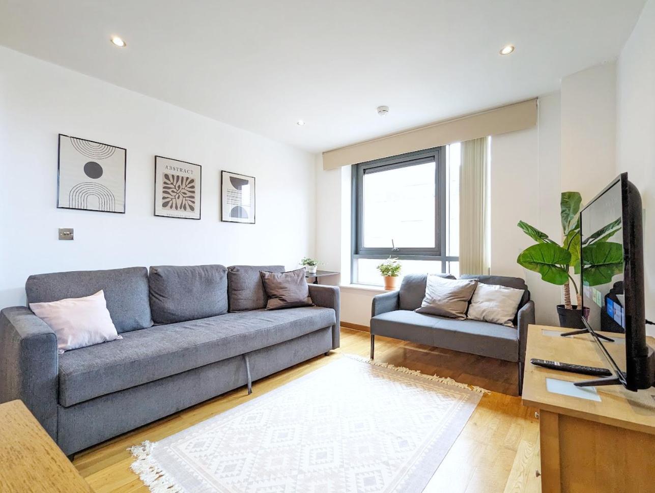 Guest Room In City Centre Near Key Attractions Liverpool Exterior photo