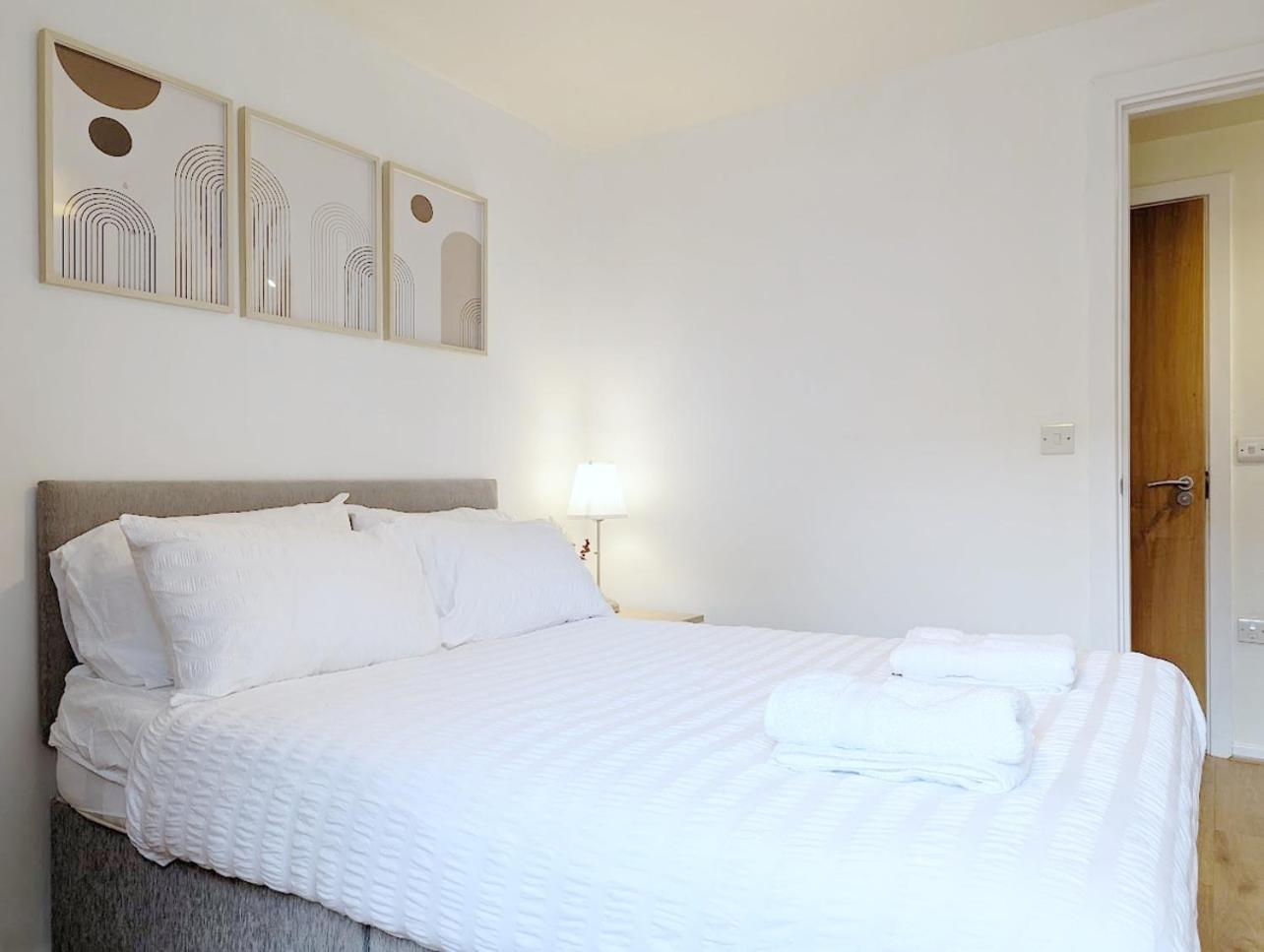 Guest Room In City Centre Near Key Attractions Liverpool Exterior photo